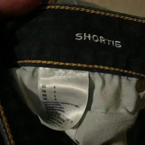 Women’s American Eagle Shorts - Picture 4 of 4